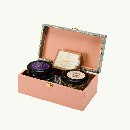 A Nut, A Berry & A Fragrant Bar Gift Box